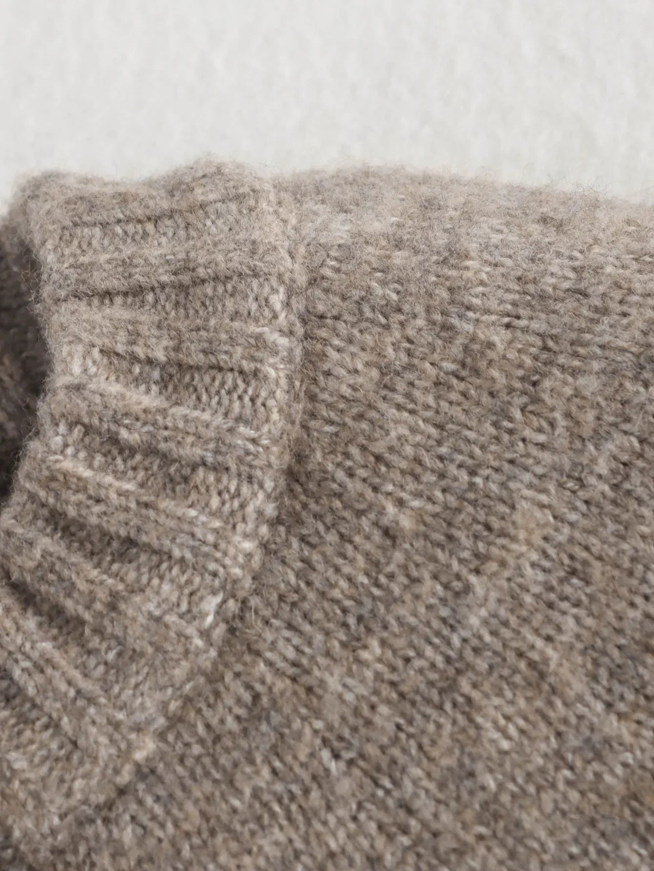 Cardigã Capa Cropped em Tricot para Casual Chic Lenogue