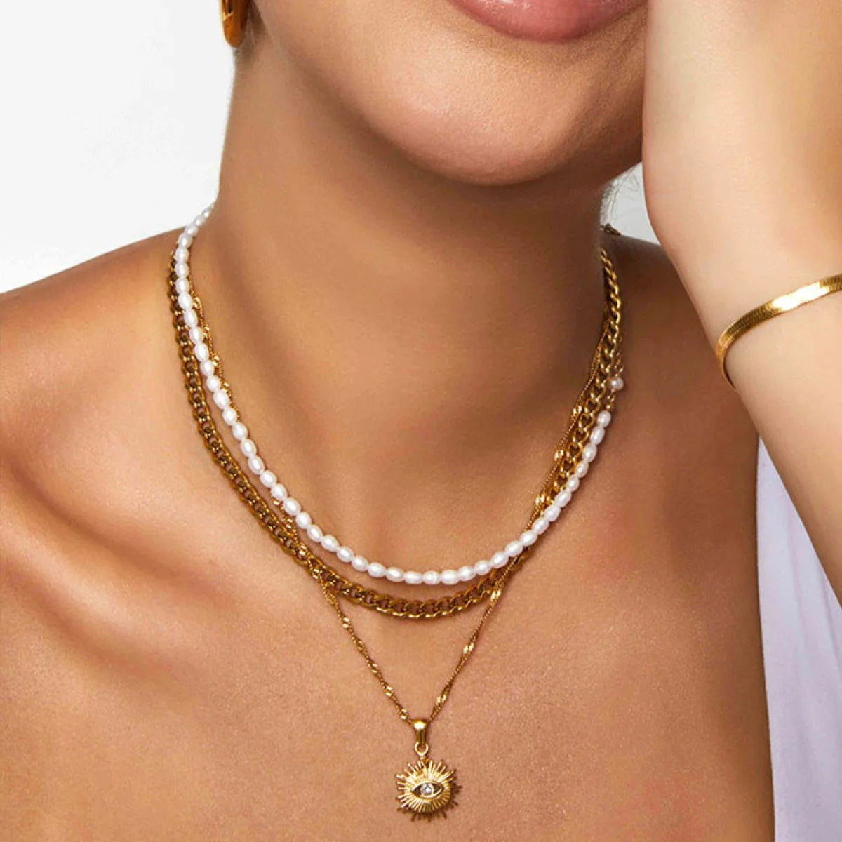 Colar Luxurious Eye Lenogue Ouro