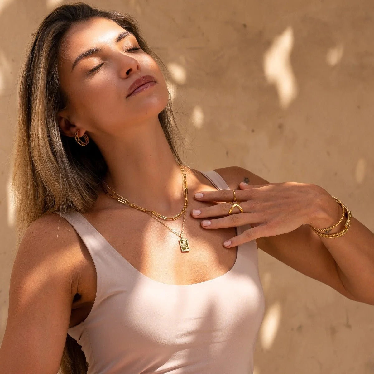 Colar Radiant Sunrise Pingente Nascer do Sol Lenogue 42cm