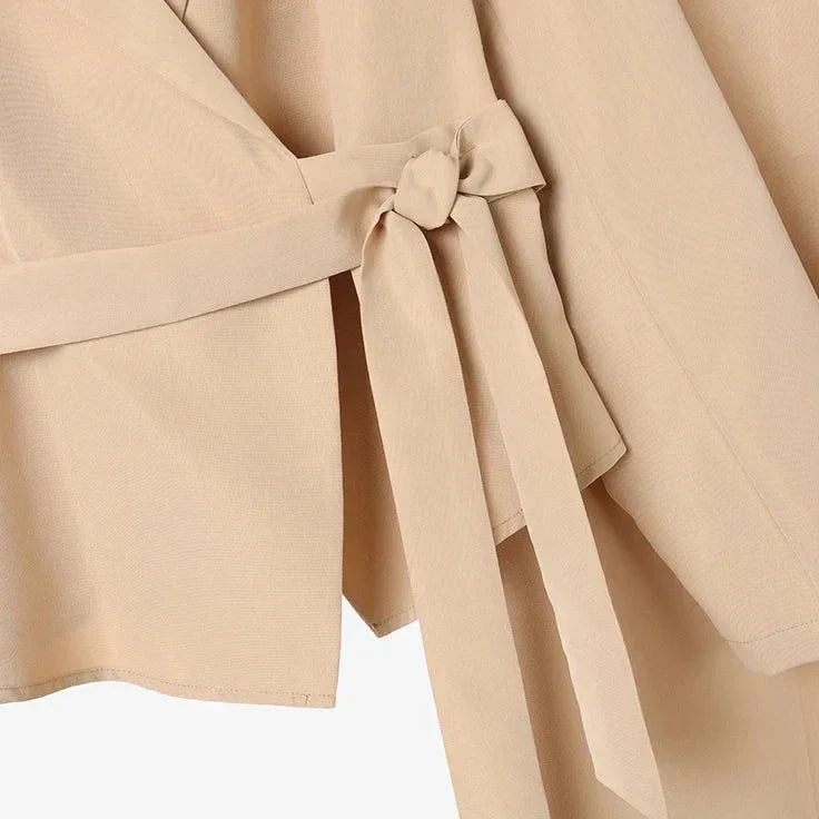 Conjunto Blazer Leve com Cinto e Calça Pantalona Lenogue