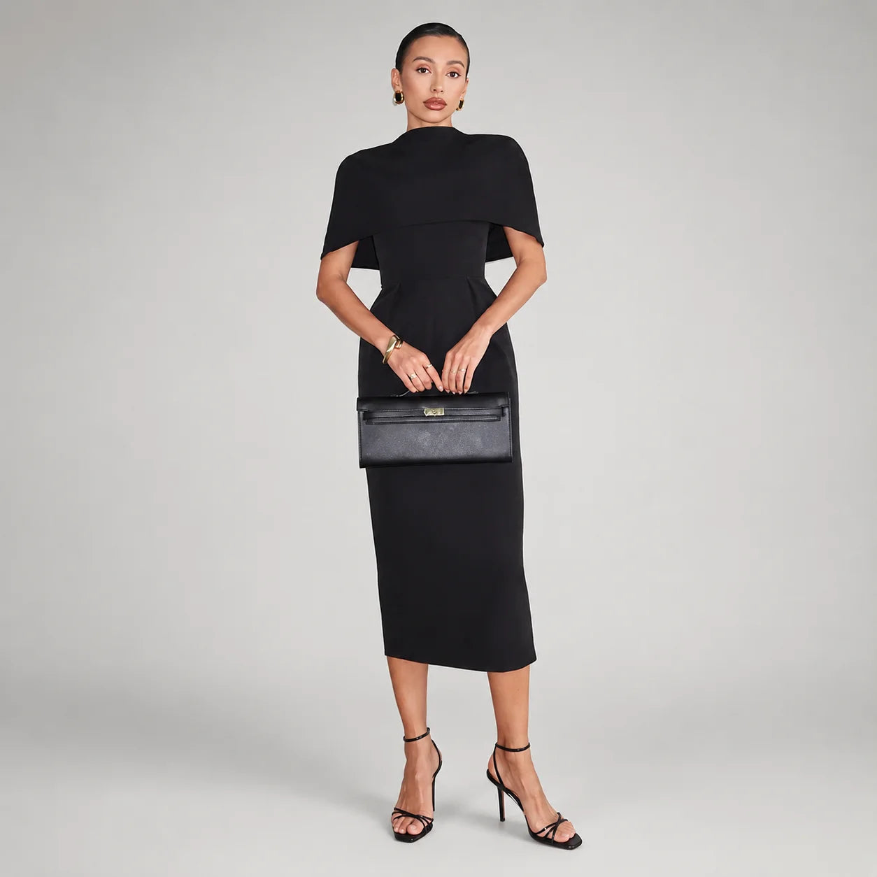 Conjunto com Vestido e Capa Xale Slim élégant Lenogue Preto / p