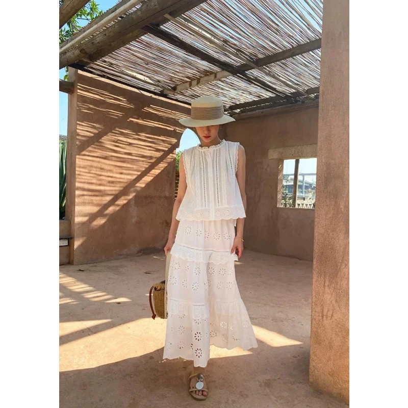 Conjunto Renda Bordada com Blusa e Saia Longa para Viagem Lenogue