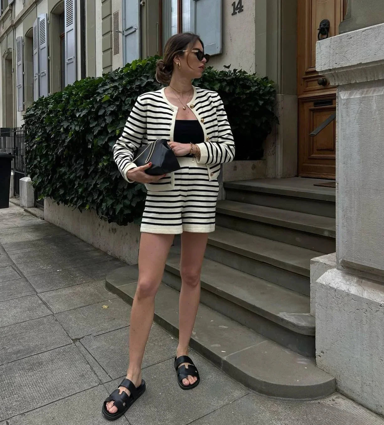 Conjunto Tricot Listrado com Cardigã e Shorts para Eventos Lenogue