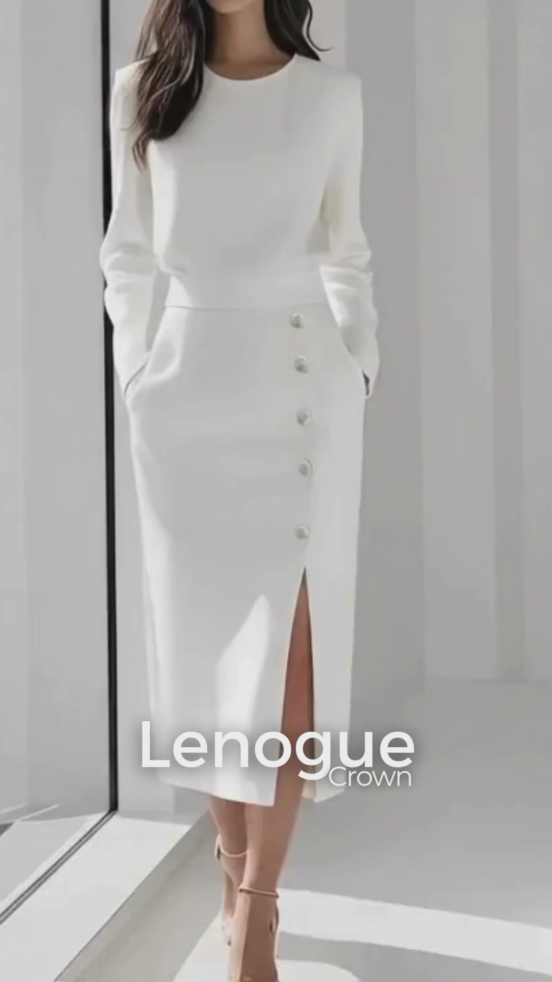 Vestido Midi Gola Redonda Manga Longa com Botões Fenda Lenogue