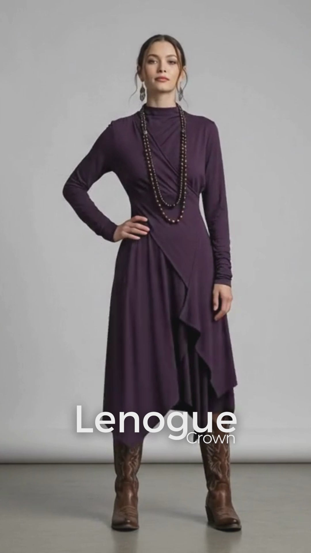 Vestido Longo com Gola Alta e Bolsos Assimétrico Vintage Lenogue