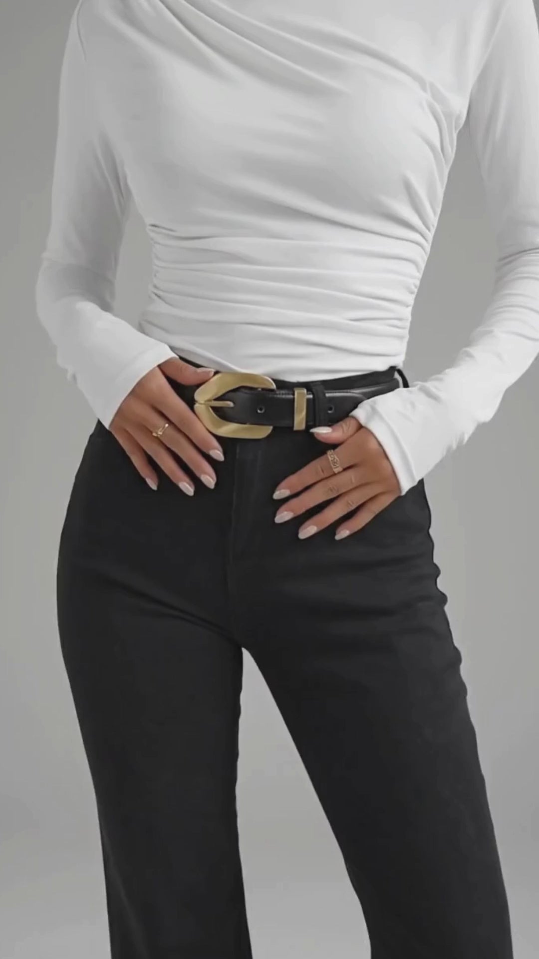 Blusa Básica Gola Redonda Manga Longa Malha com Elastano Lenogue