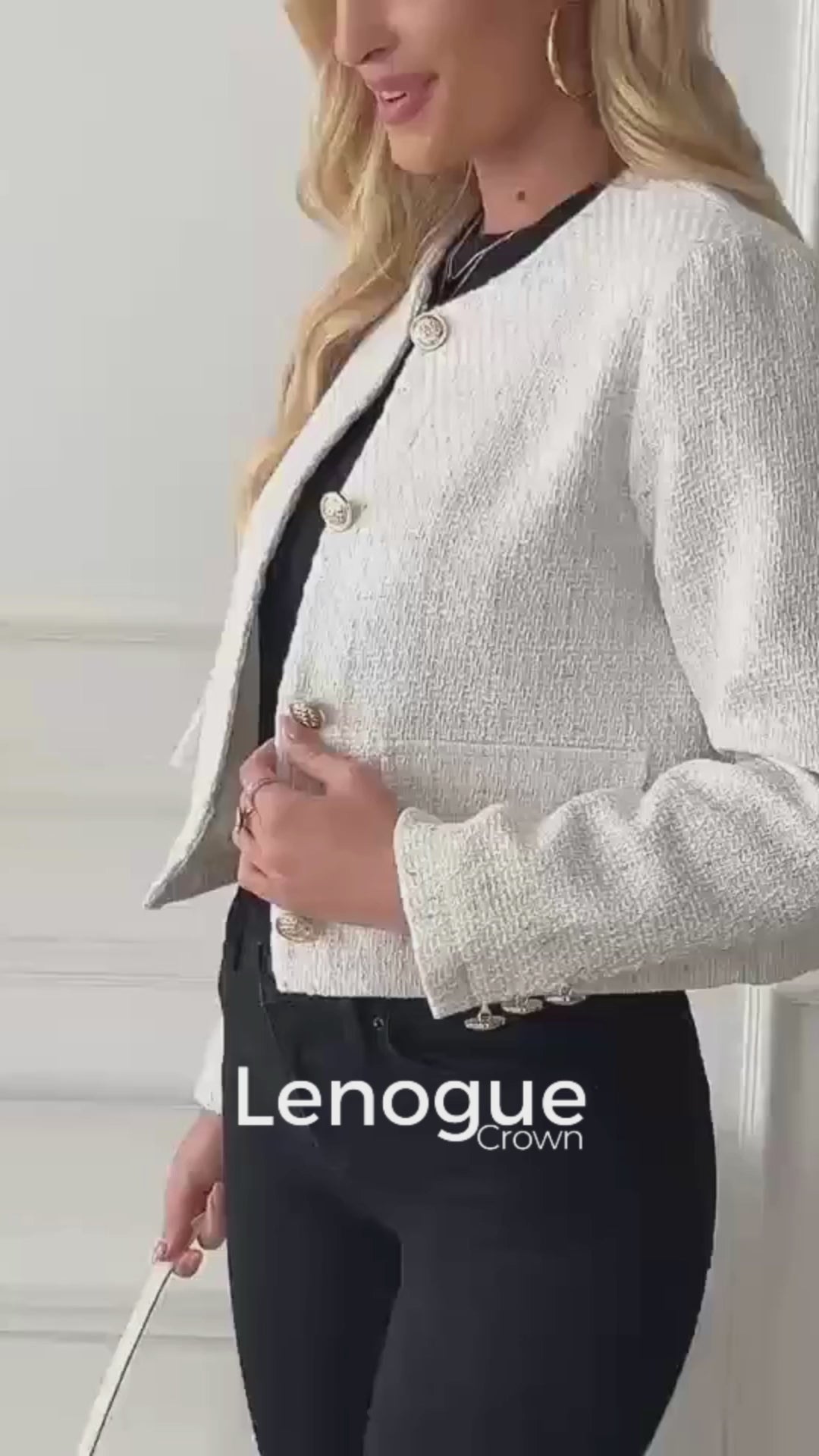 Casaco de Tweed com Botões Dourados e Gola Redonda Lenogue