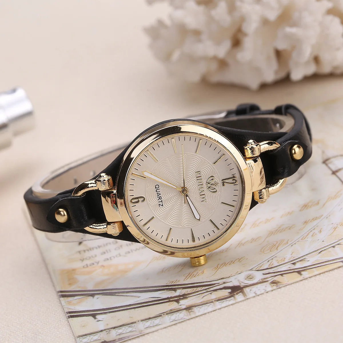 Relógio Feminino de Couro com Pulseira e Fivela Éclat Lenogue