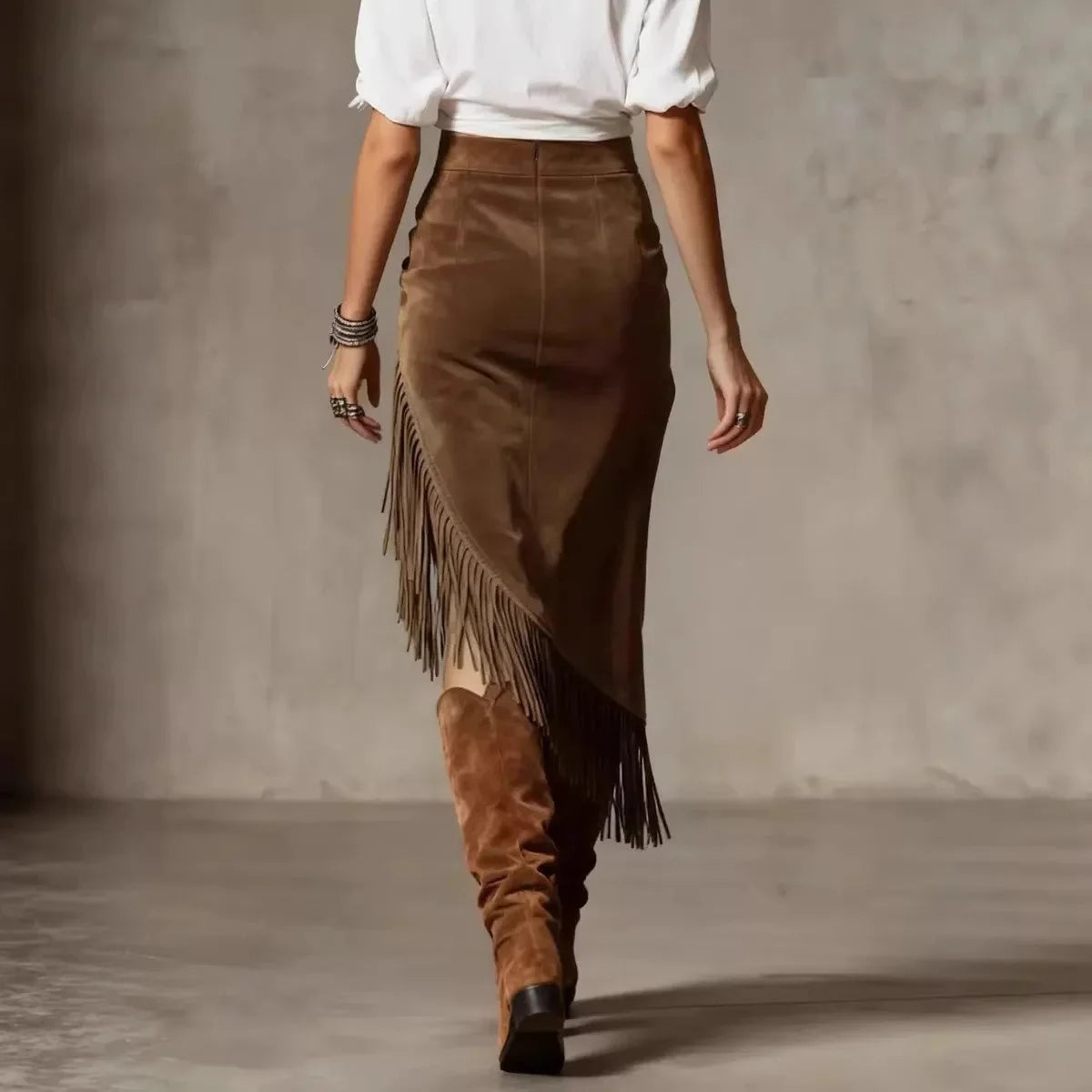 Saia Midi Camurça Sintética Cintura Alta com Franjas Lenogue