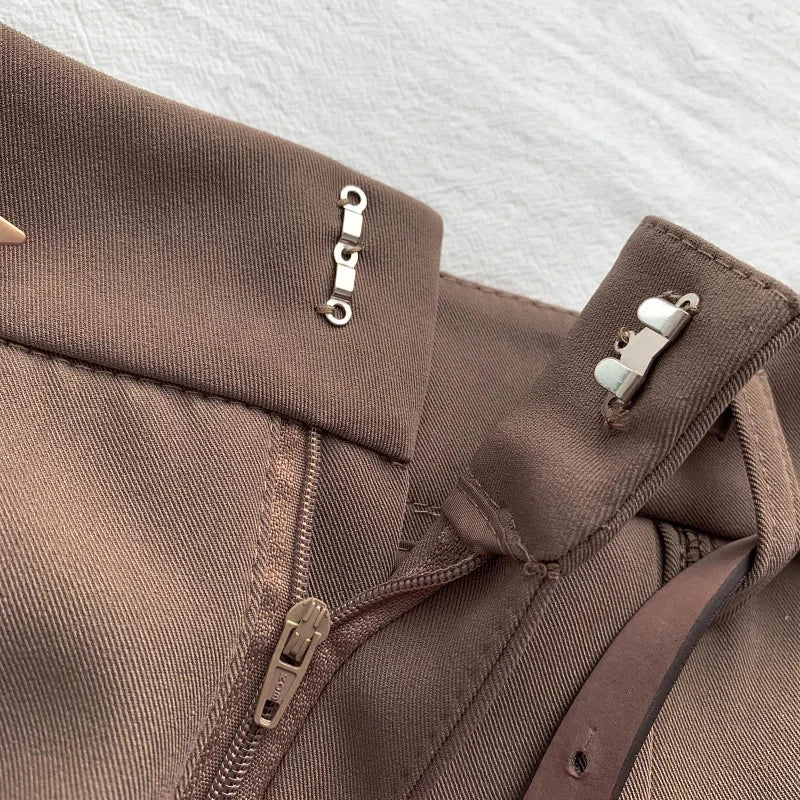 Shorts de Alfaiataria Cintura Alta com Cinto Lenogue