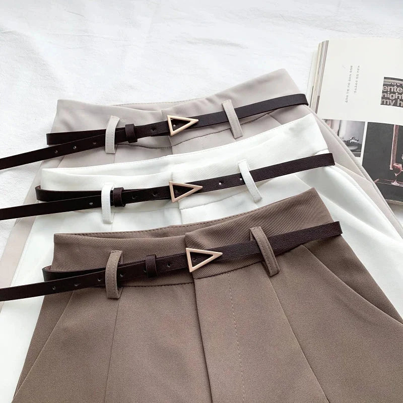 Shorts de Alfaiataria Cintura Alta com Cinto Lenogue