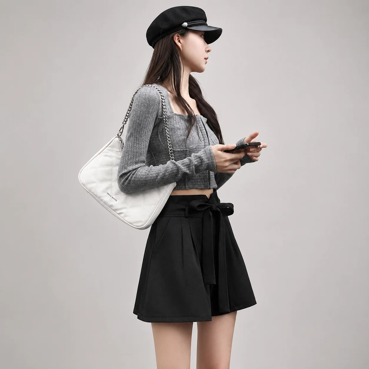 Shorts de Alfaiataria com Cintura Alta e Bolsos Chic Lenogue