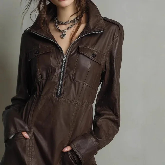 Vestido Curto Couro Ecológico Meio Zíper Marrom Lenogue