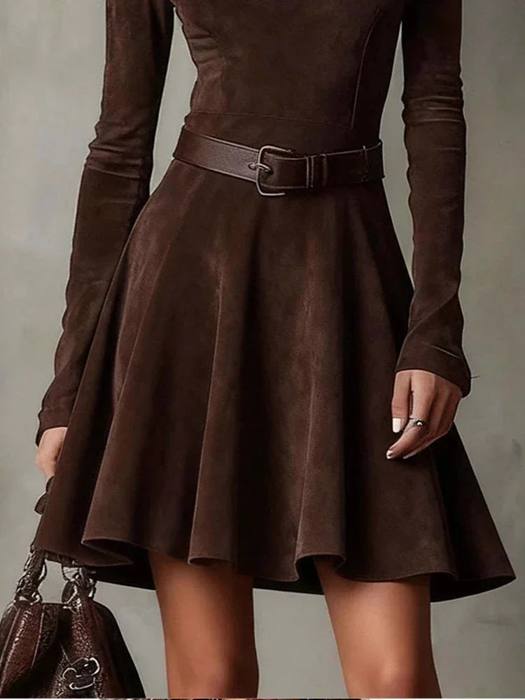 Vestido Curto Xadrez Gola Redonda Cintura Alta Plissado Lenogue