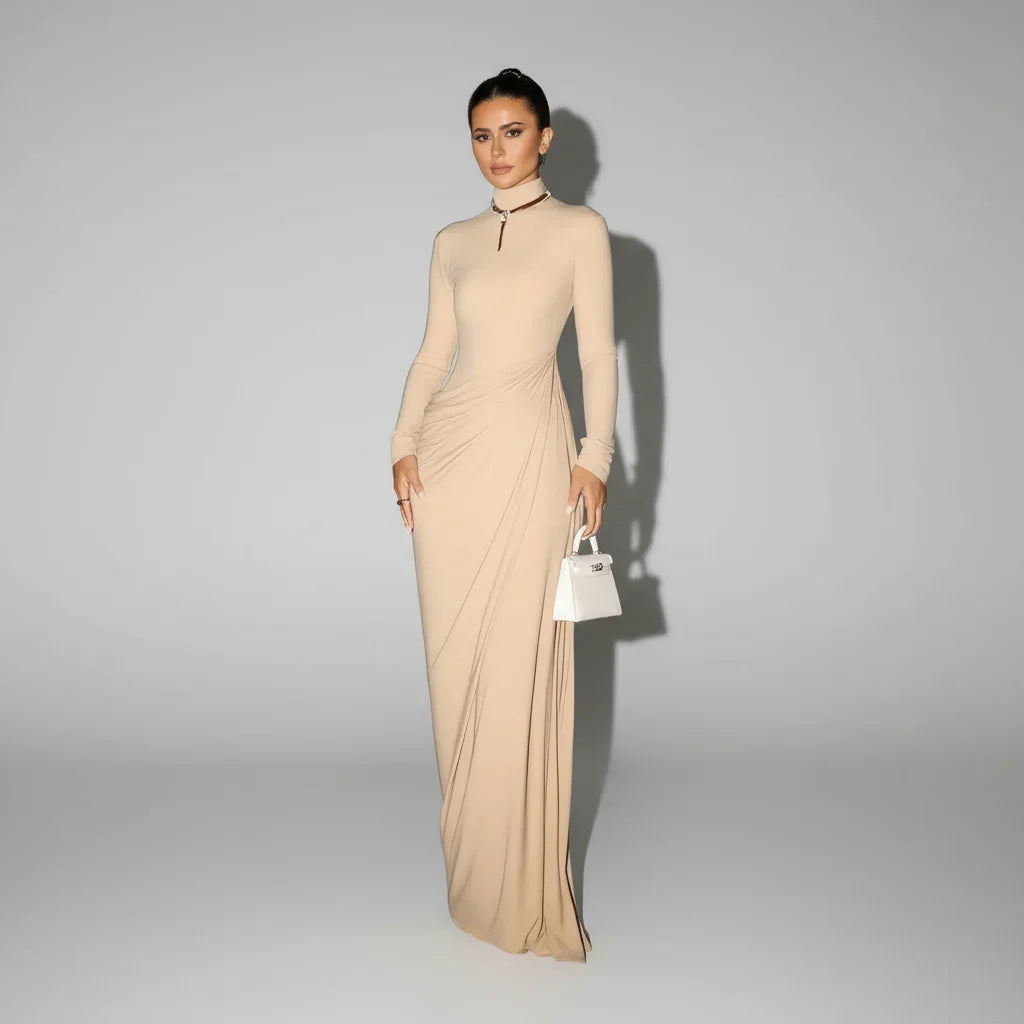 Vestido Longo Tubinho Gola Alta com Franzido Manga Longa Lenogue Bege / p