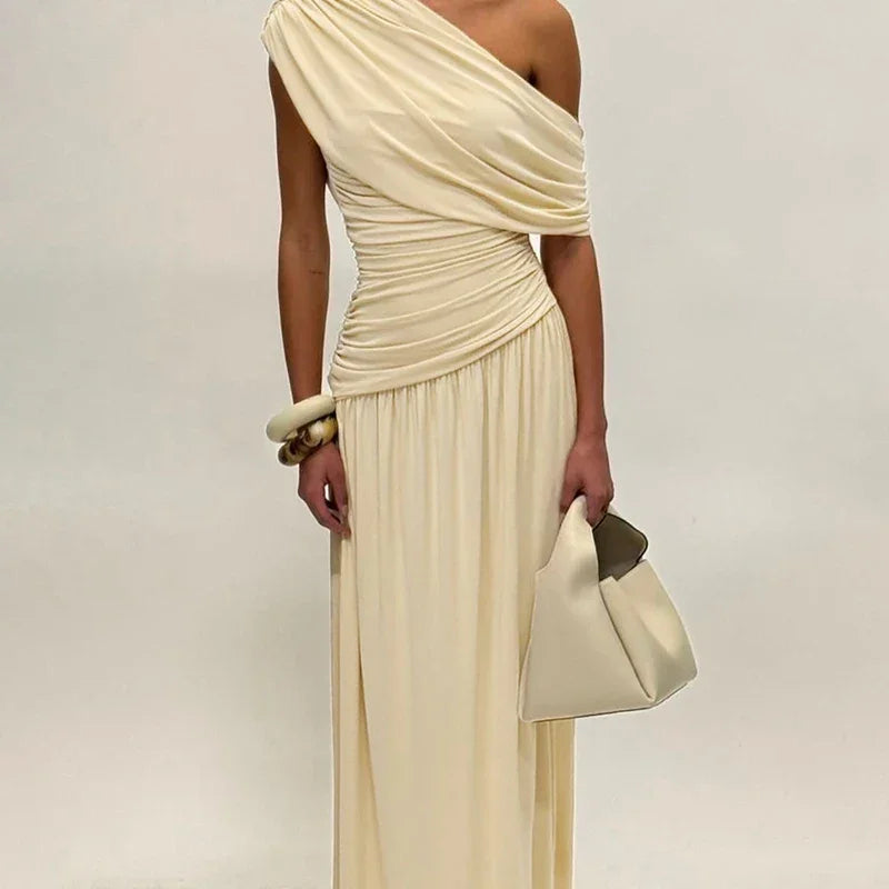 Vestido Longo um Ombro só com Franzido e Pregas Lenogue