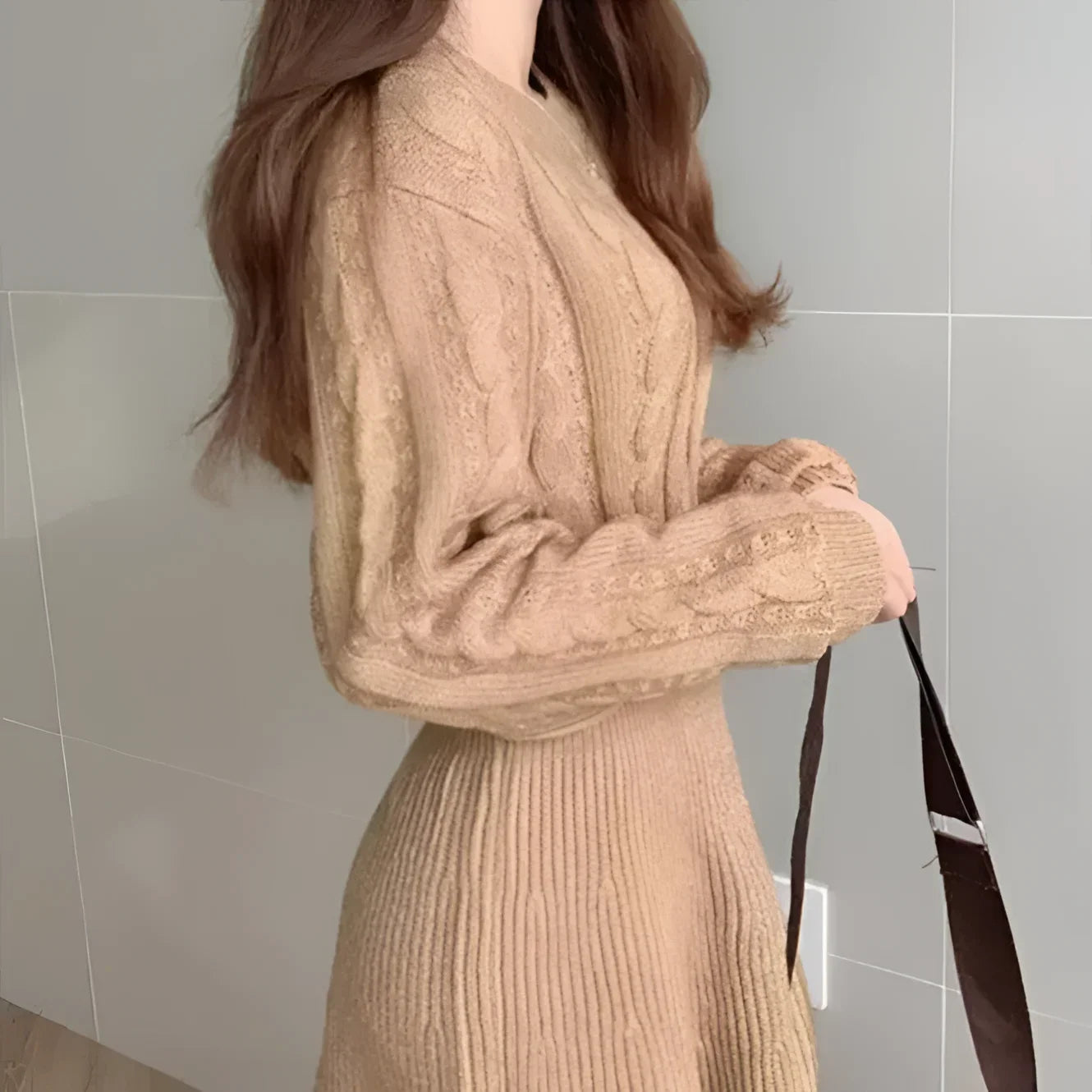 Vestido Midi em Tricot Off White para Estilo Casual Chic Lenogue