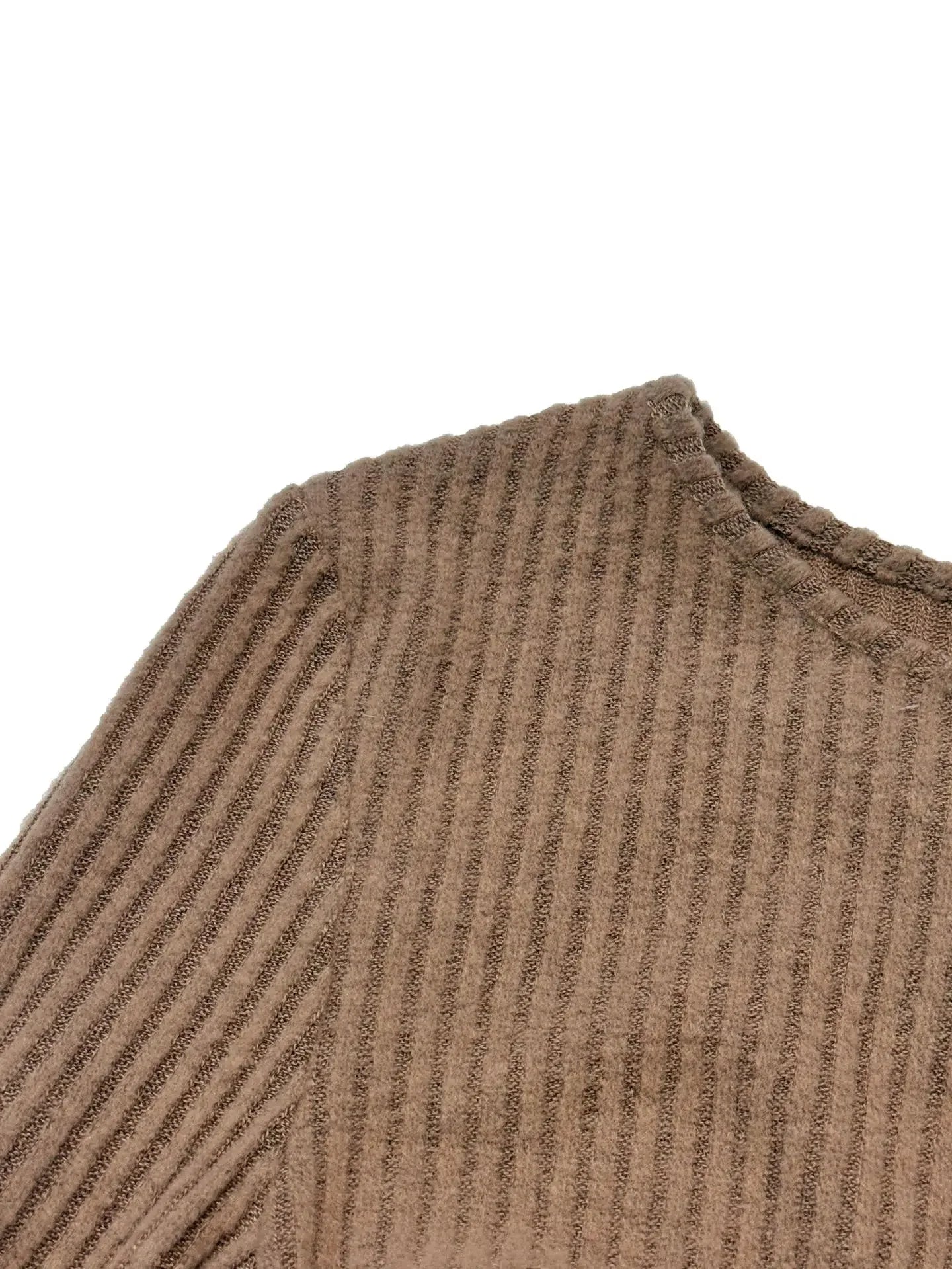 Vestido Midi Tricot Gola Redonda Nó e Fenda Transpassada Lenogue